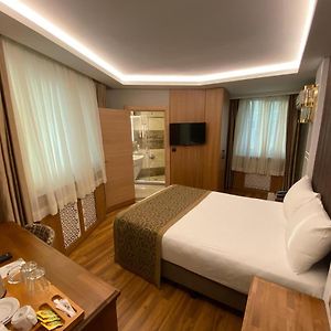 Large Single Room